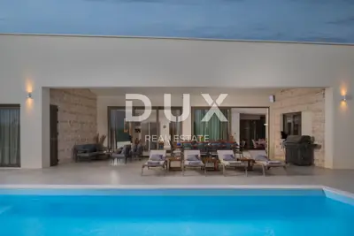 House 350 m², Smoković - furnished, pool and winter garden - 5