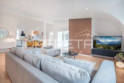 Apartment for rent in Šalata, 149,3 m² - 2