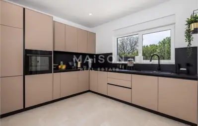 Villa 175 m², Vrbnik auf der Insel Krk, Pool und Terrasse - 14