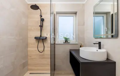 Villa 175 m², Vrbnik auf der Insel Krk, Pool und Terrasse - 19
