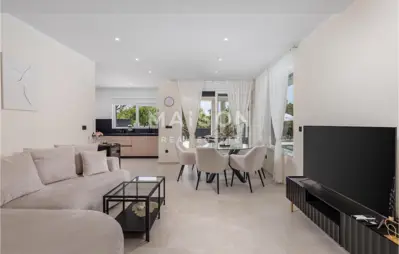 Villa 175 m², Vrbnik auf der Insel Krk, Pool und Terrasse - 10