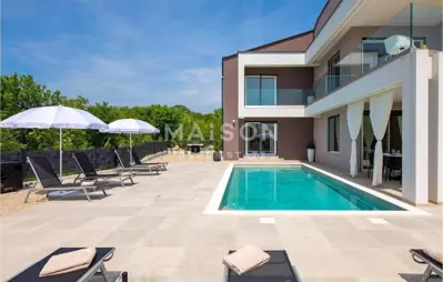 Villa 175 m², Vrbnik auf der Insel Krk, Pool und Terrasse - 2