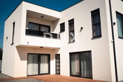 Semi-detached house 188.2 m², Pomer - quiet location and sea view - 3