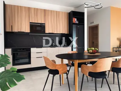 Semi-detached house 188.2 m², Pomer - quiet location and sea view - 9