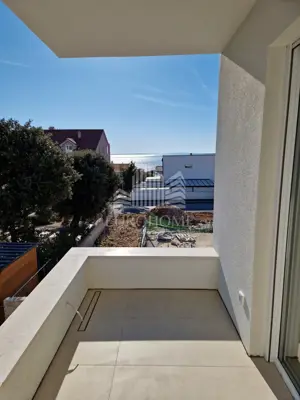 Mandre, Pag, novogradnja, Dvosoban apartman, vrt, 2 parkirna mjesta