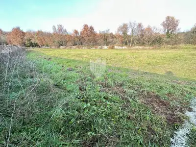 Building plot, Krnica, 3 km from the sea and access road - 13