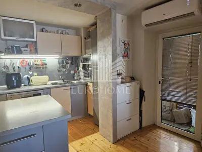 Stan 82 m², Dolac Šibenik - prvi red do mora - 9