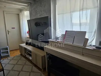 Stan 82 m², Dolac Šibenik - prvi red do mora - 3