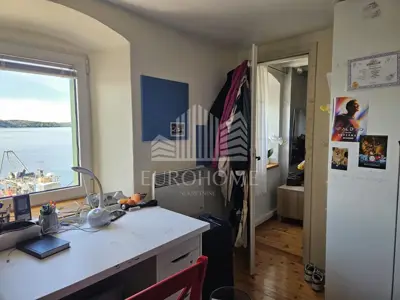 Stan 82 m², Dolac Šibenik - prvi red do mora - 20