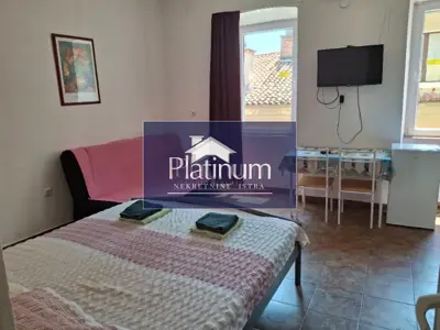 Stan 90 m², Pula Centar - 4 jedinice - 7