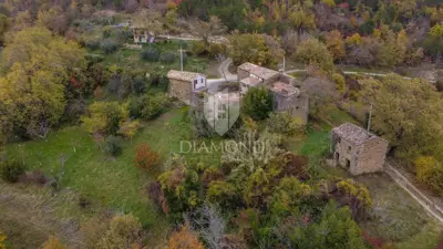 Immobilie 3.500 m², Motovun - Entwicklungspotenzial - 7