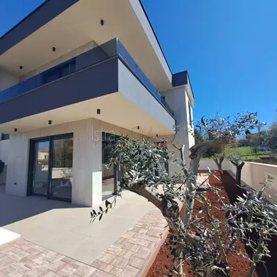 Vila 218 m², Medulin - luksuzna dvojna vila