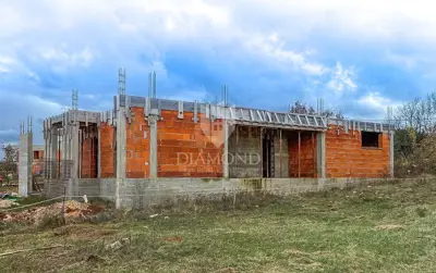 Kuća 135 m², Rovinj okolica - mirno okruženje - 3