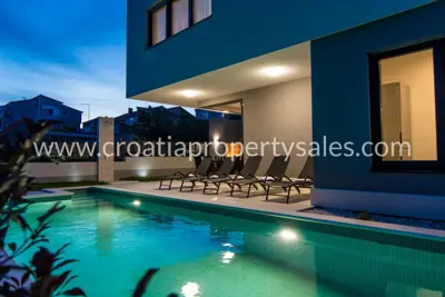 Haus, Kaštela, 404 m², 1 690 000 € - 11