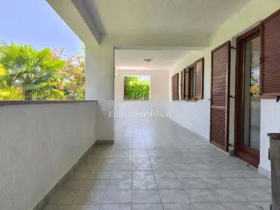 Haus 384 m², Malinska auf der Insel Krk, 250 m vom Meer - 8