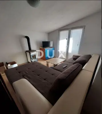 Haus 250 m², Vrsi - 4 Wohnungen und 3 Terrassen - 5