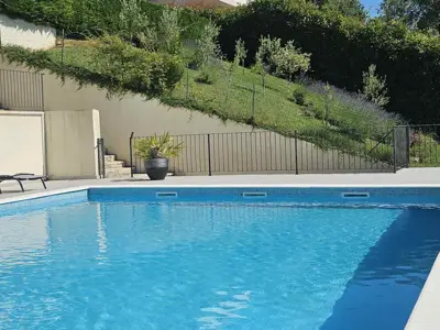 Kuća 115 m², Buje - panoramski pogled i bazen - 6