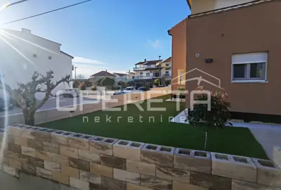 Kuća 400 m², Bili brig, miran obiteljski kvart - 1