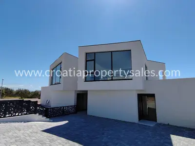 Haus, Šibenik, 198 m², 600 000 € - 9