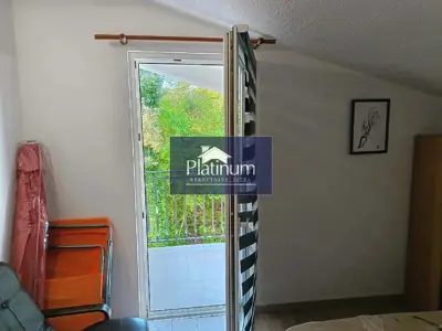 Haus 84 m², Kavran - Terrasse und Parkplatz - 3