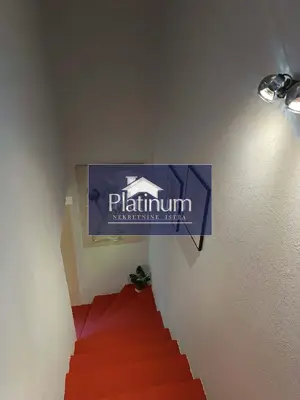 Haus 84 m², Kavran - Terrasse und Parkplatz - 14