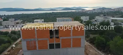 Vila 223 m², Šibenik - pogled na more i bazen - 8