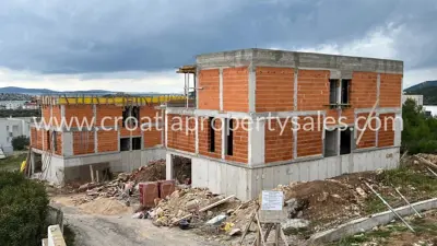Vila 223 m², Šibenik - pogled na more i bazen - 7