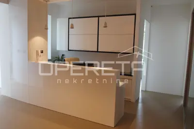 Prodaja, Poslovna zgrada, Centar, Vinogradska, 580 m² - 2