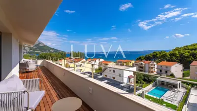 Resort 629 m², Duće - Meeresnähe und 4 Apartments