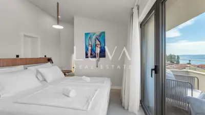 Resort 629 m², Duće - Meeresnähe und 4 Apartments - 10