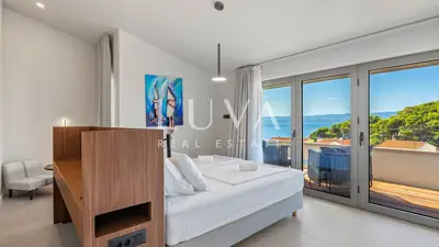 Resort 629 m², Duće - Meeresnähe und 4 Apartments - 5