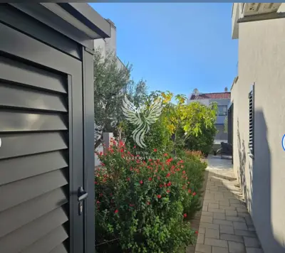 Vodice, novogradnja, predivna duplex kuća - 9
