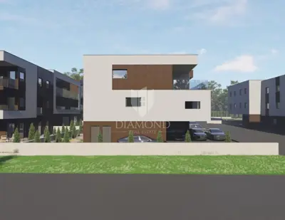 Stan 36 m², Pula Centar - prizemlje i parkirno mjesto