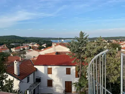 Kuća u Medulinu, centar, renovirana i blizu mora
