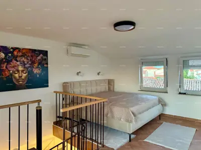 Kuća u Medulinu, centar, renovirana i blizu mora - 13