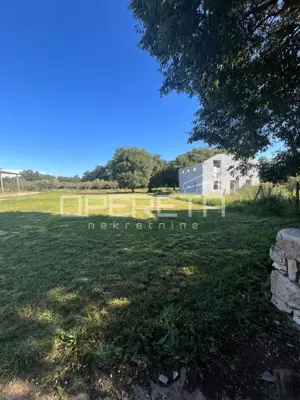 Haus 330 m², Brtonigla - Anwesen mit Bauland - 20