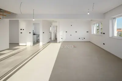 Rovinj, apartment in a prime location with sea view - 5