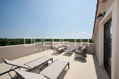 Villa 320 m², Poreč surroundings, sea view - 22