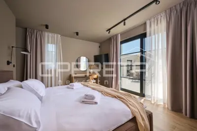 Villa 320 m², Poreč surroundings, sea view - 9