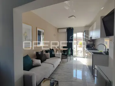 Stan 77 m², dva odvojena apartmana, 100 m do plaže, Vir, Zadar - 2