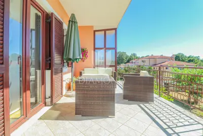 Novigrad, kuća sa pogledom na more! - 9