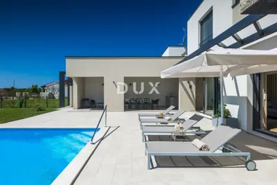 Villa 274 m², Brtonigla - pool, jacuzzi and summer kitchen - 14