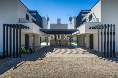 Villa 274 m², Brtonigla - pool, jacuzzi and summer kitchen - 7