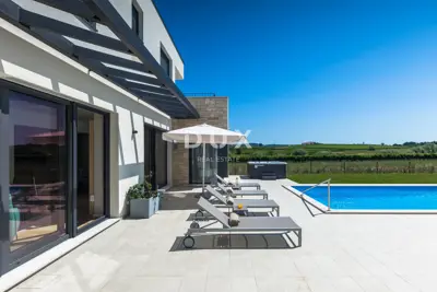 Villa 274 m², Brtonigla - pool, jacuzzi and summer kitchen - 4