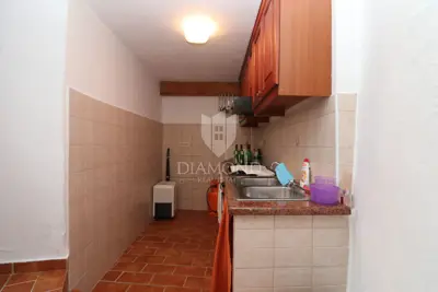 Steinhaus 124 m², Gračišće - renoviert und in Reihe - 9