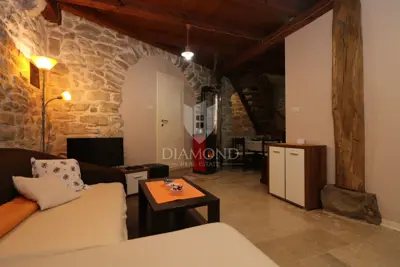 Steinhaus 124 m², Gračišće - renoviert und in Reihe - 3