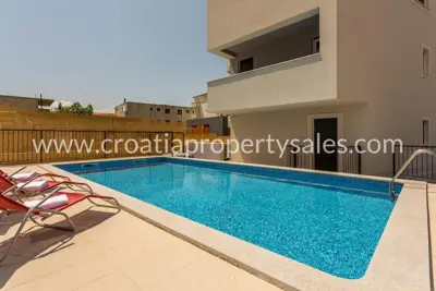 Apartment, Split, 161 m², 3-room, 590 000 € - 2