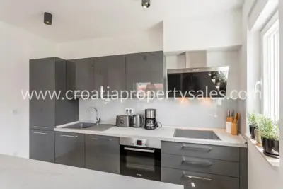 Apartment, Split, 161 m², 3-room, 590 000 € - 20