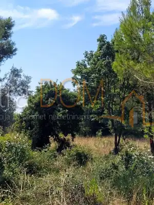 * Građevinsko zemljište Medulin 758 m² * - 3