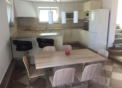 Apartment in Funtana, ground floor, 700 m from the sea and quiet street